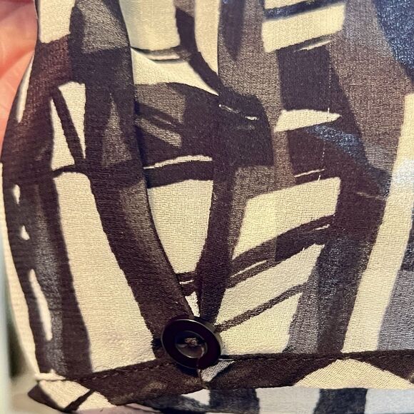 Coldwater Creek Tunic Top Size M (10-12) Sheer With Lining Lacework Neckline - Picture 5 of 10